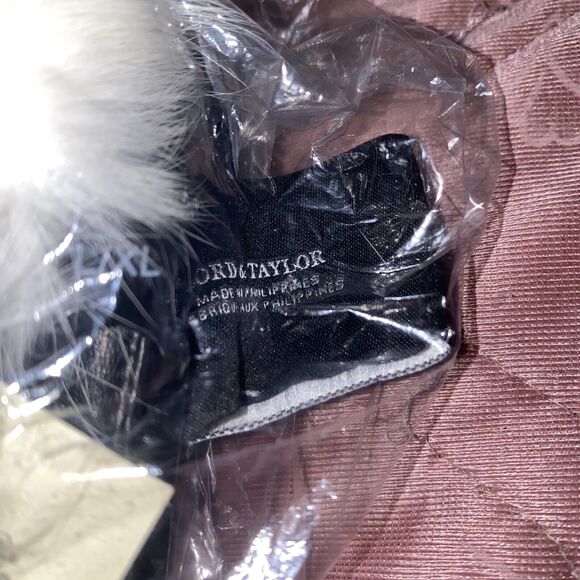 Fownes Brothers Lord &Taylor Black Leather Gloves Rabbit Fur Pom Touchscreen NWT - Picture 9 of 10